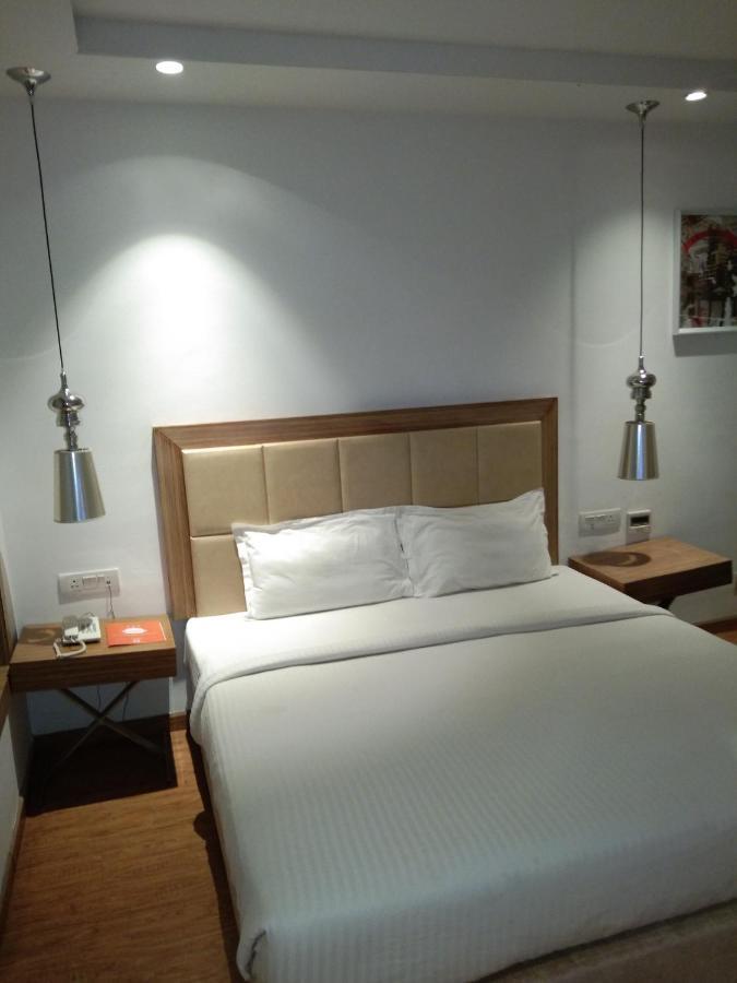 Hotel Amora - Rajnandgaon Raj Nandgaon Extérieur photo