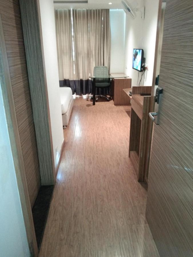 Hotel Amora - Rajnandgaon Raj Nandgaon Extérieur photo